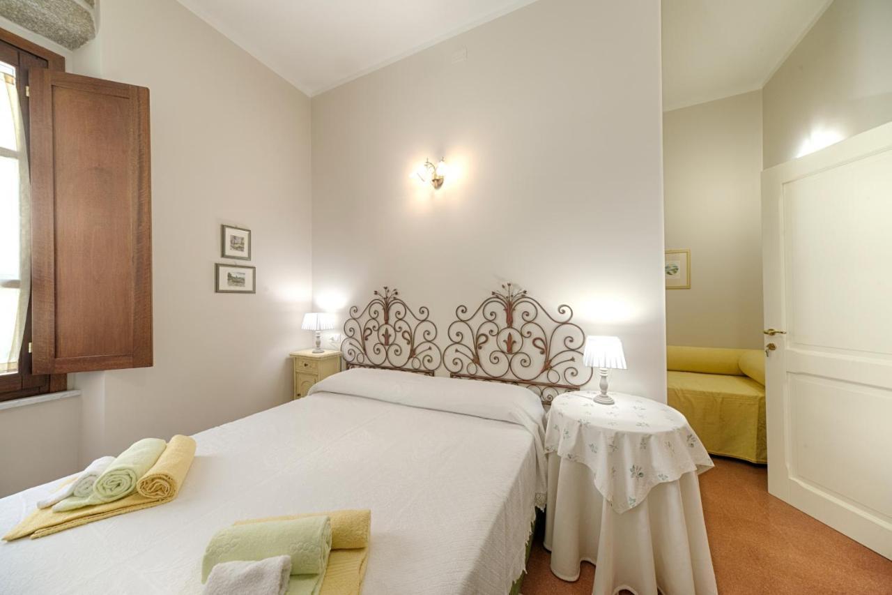 B&B A Casa Di Teresa Olbia Eksteriør billede