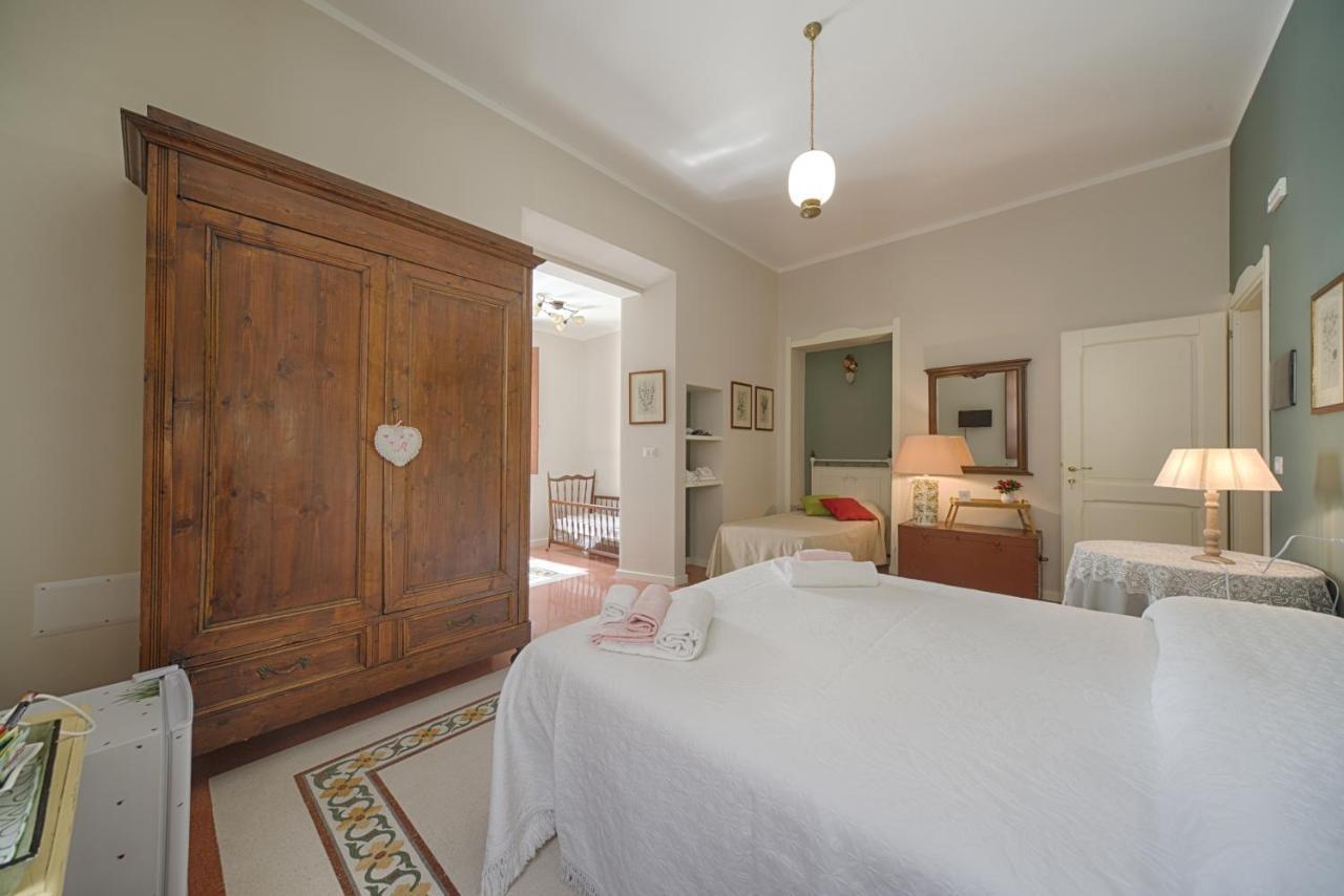 B&B A Casa Di Teresa Olbia Eksteriør billede