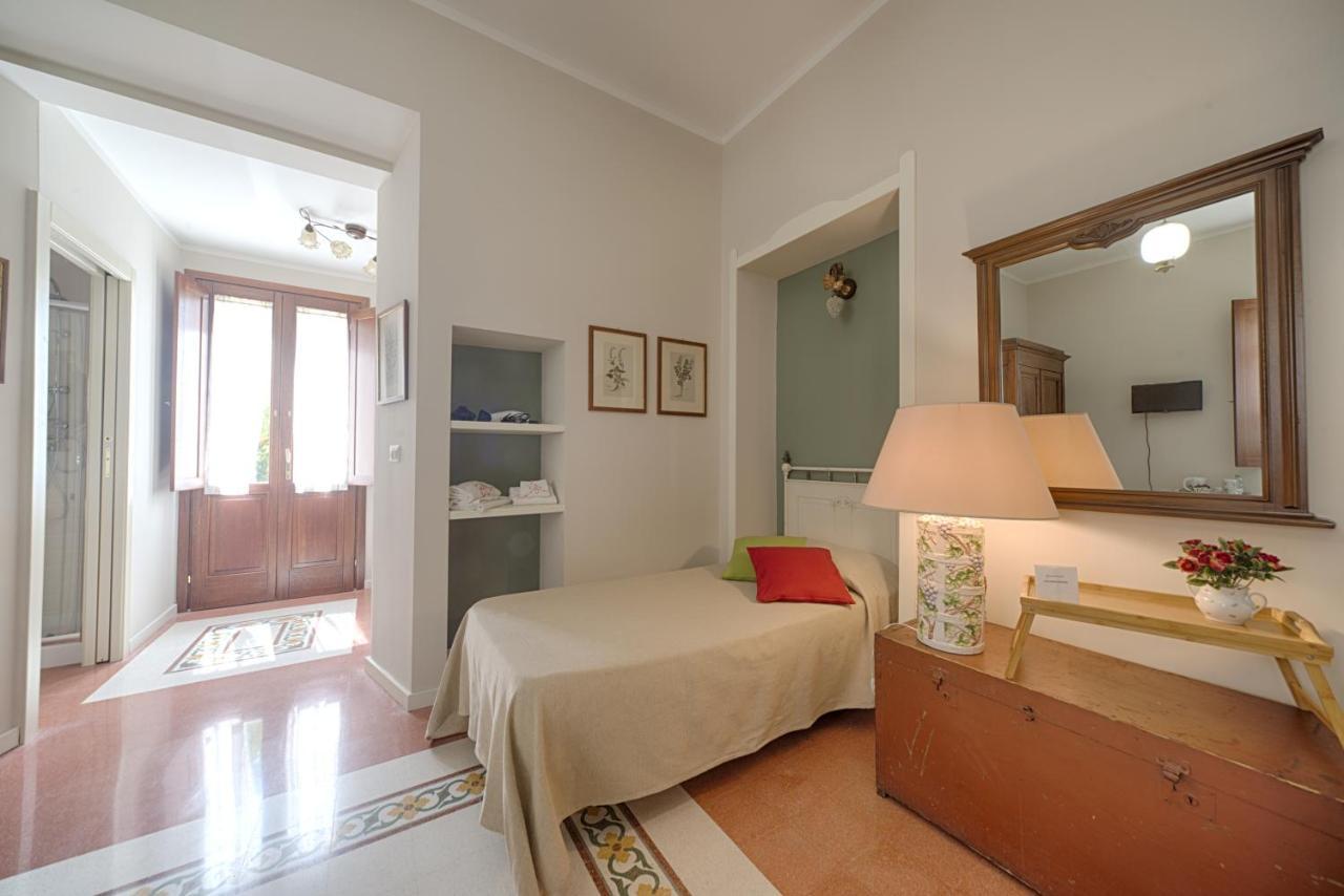 B&B A Casa Di Teresa Olbia Eksteriør billede