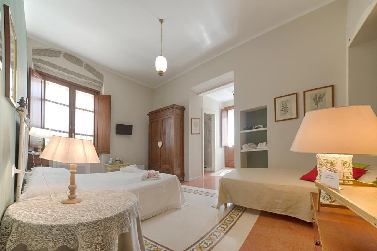 B&B A Casa Di Teresa Olbia Eksteriør billede